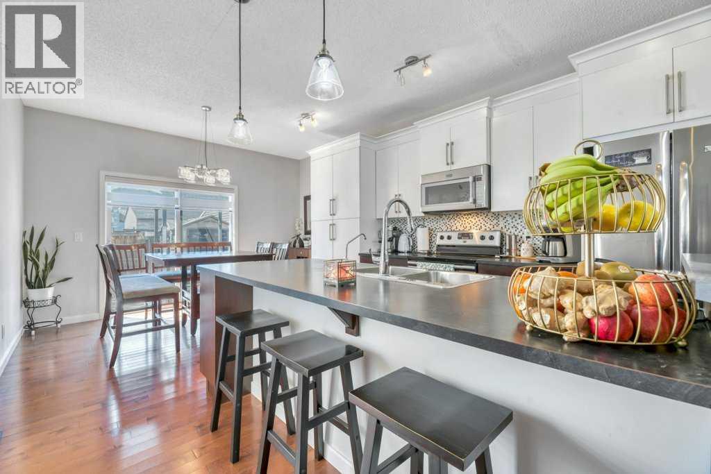 1721 New Brighton Drive SE, Calgary, Alberta  T2Z 0T9 - Photo 11 - A2306951