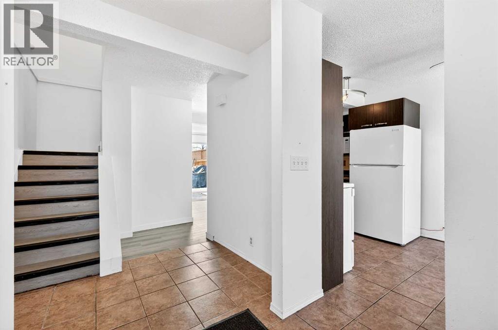 5615 1 Avenue SE, Calgary, Alberta  T2A 5Z6 - Photo 4 - A2311564