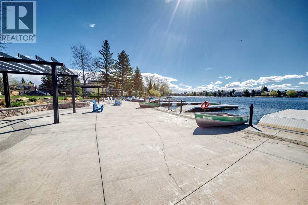 19 Sunlake Gardens SE, Calgary, Alberta  T2X 3G4 - Photo 35 - A2311660