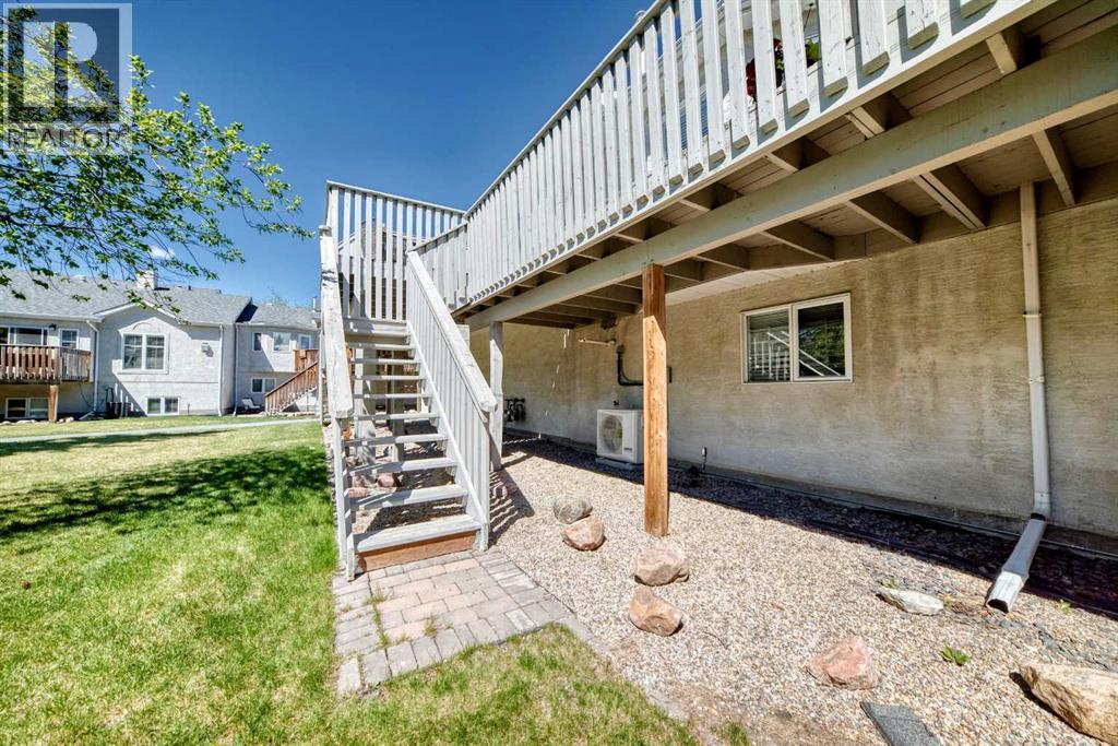 19 Sunlake Gardens SE, Calgary, Alberta  T2X 3G4 - Photo 44 - A2311660