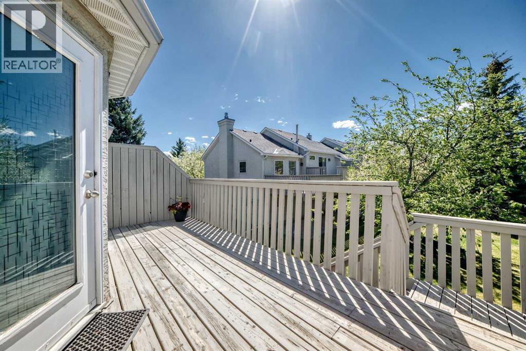 19 Sunlake Gardens SE, Calgary, Alberta  T2X 3G4 - Photo 6 - A2311660