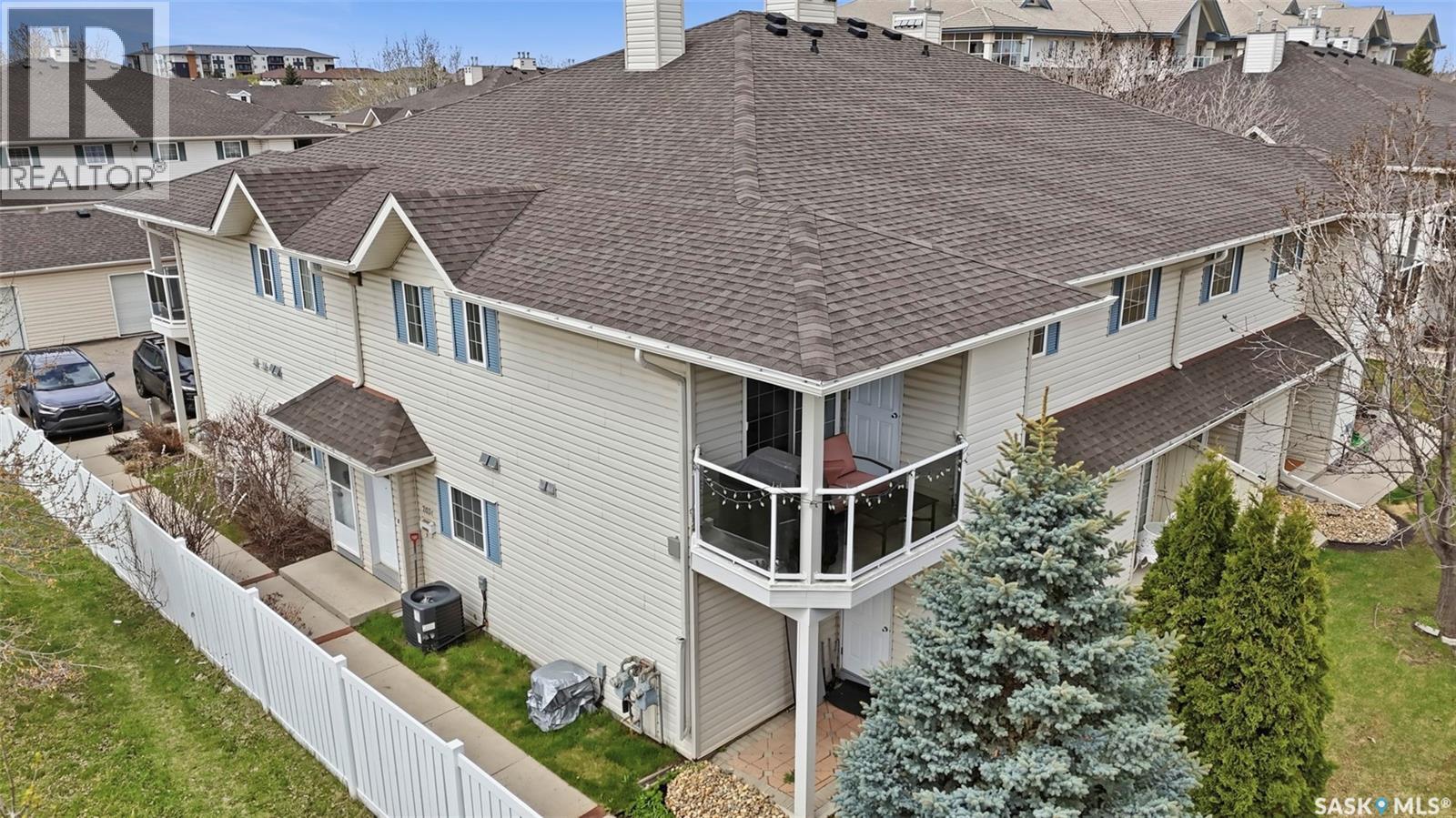 203C 425 Keevil CRESCENT, Saskatoon, Saskatchewan