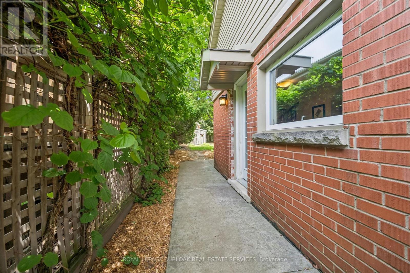 291 Strathcona Drive, Burlington, Ontario  L7L 2C9 - Photo 40 - W13159202