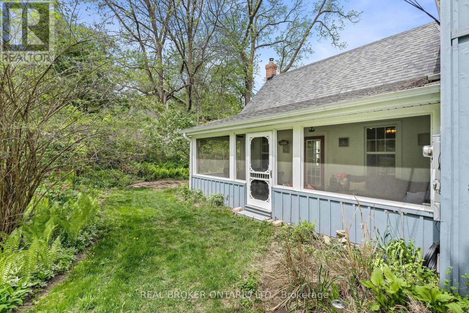 25 Stewarttown Road, Halton Hills, Ontario  L7G 4S5 - Photo 14 - W13159220