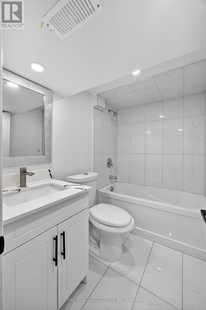 43 West 1st Street, Hamilton, Ontario  L9C 3B9 - Photo 12 - X13159262