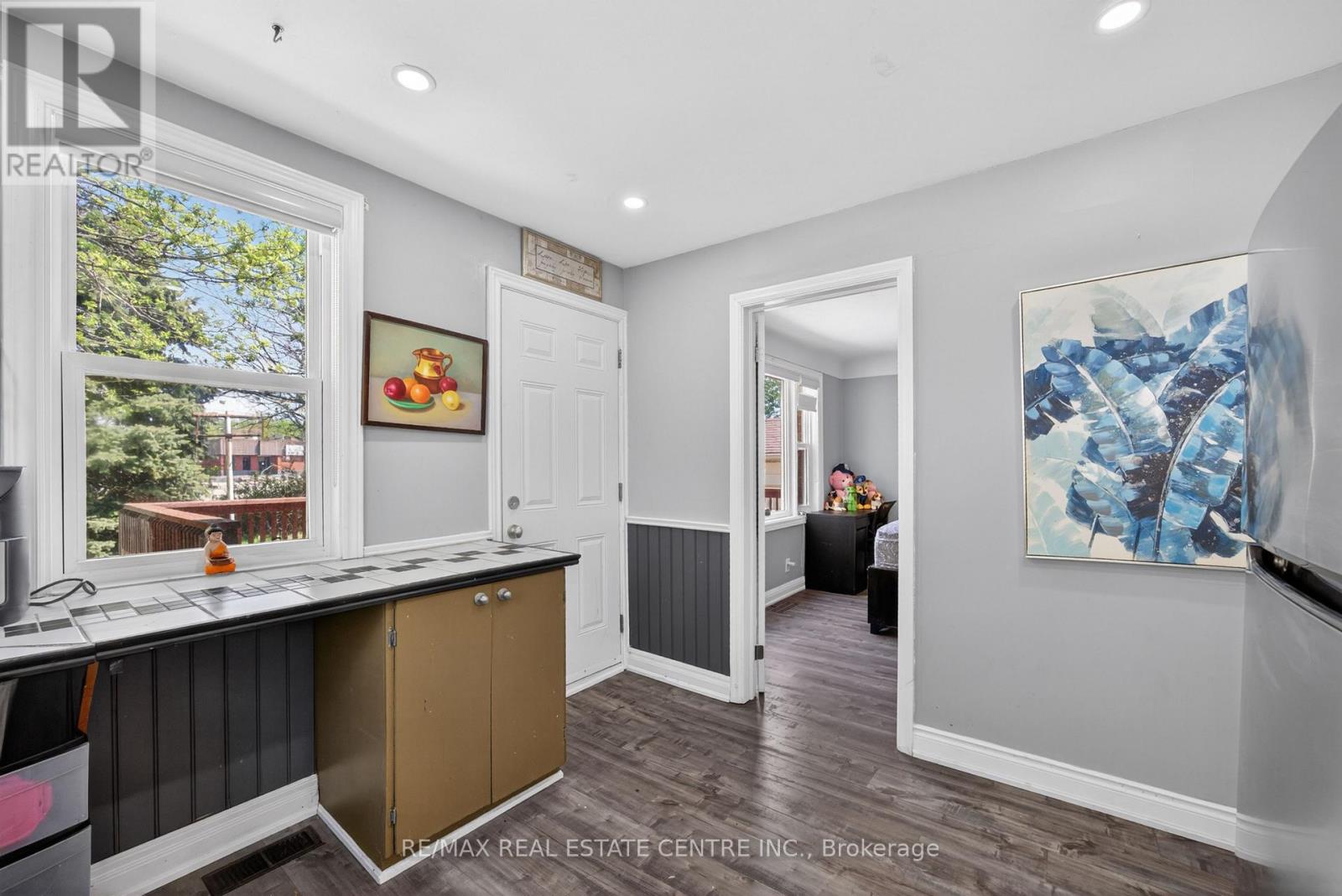 43 West 1st Street, Hamilton, Ontario  L9C 3B9 - Photo 13 - X13159262