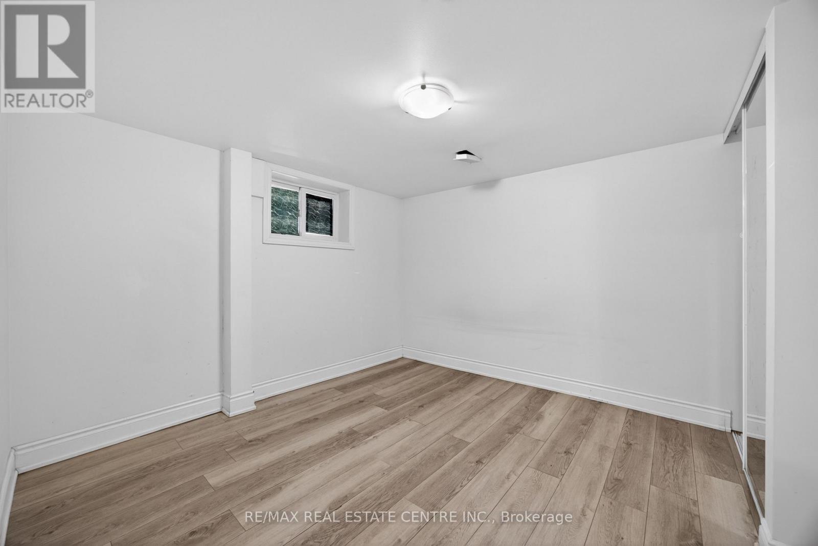 43 West 1st Street, Hamilton, Ontario  L9C 3B9 - Photo 15 - X13159262