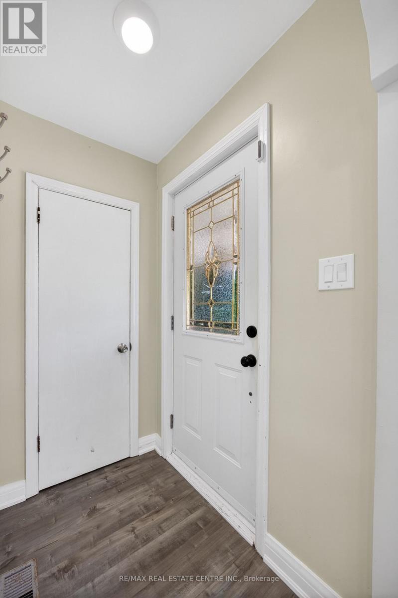 43 West 1st Street, Hamilton, Ontario  L9C 3B9 - Photo 3 - X13159262