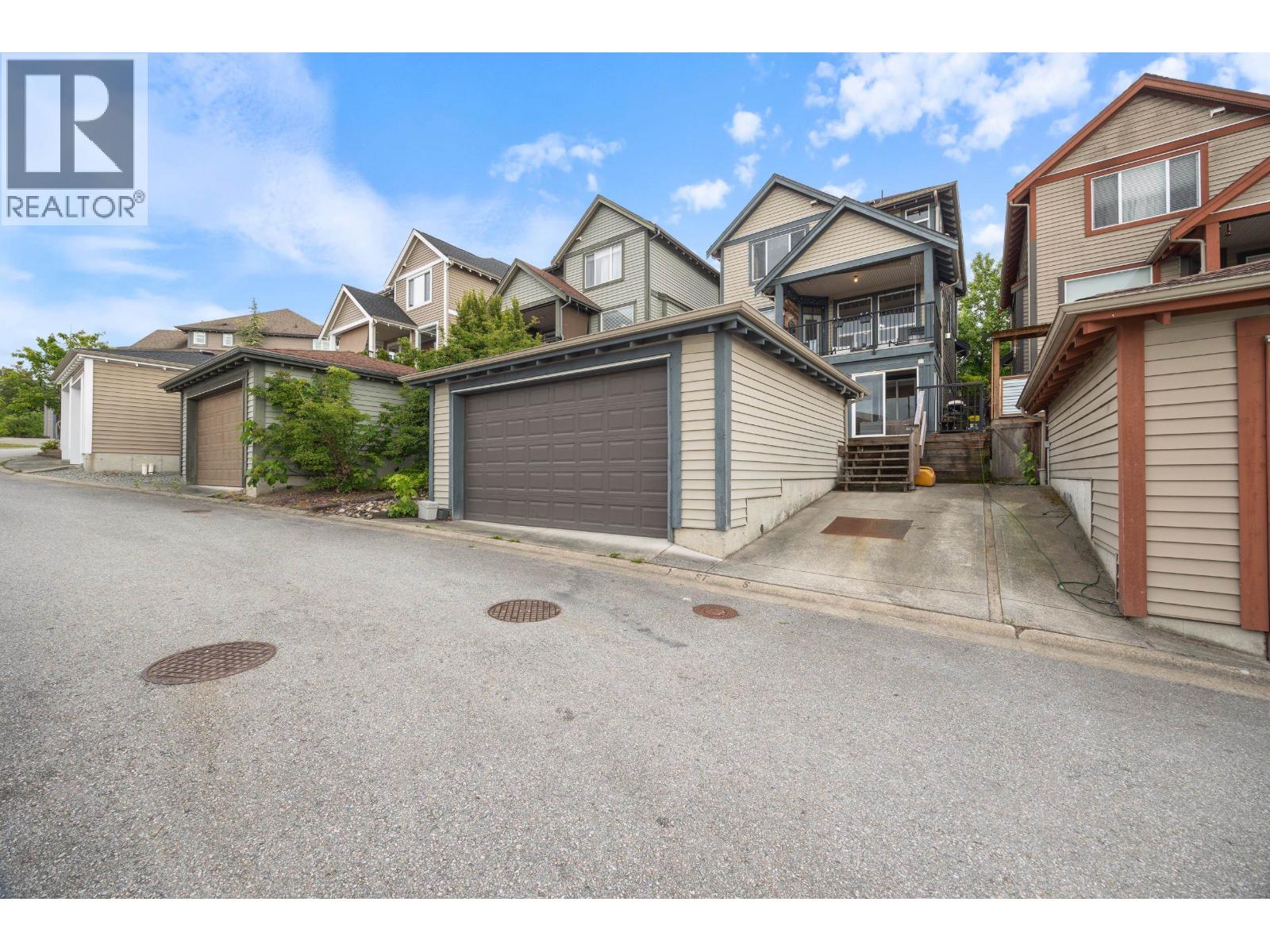 13679 Blake Loop, Maple Ridge, British Columbia  V4R 0B3 - Photo 7 - R3125860