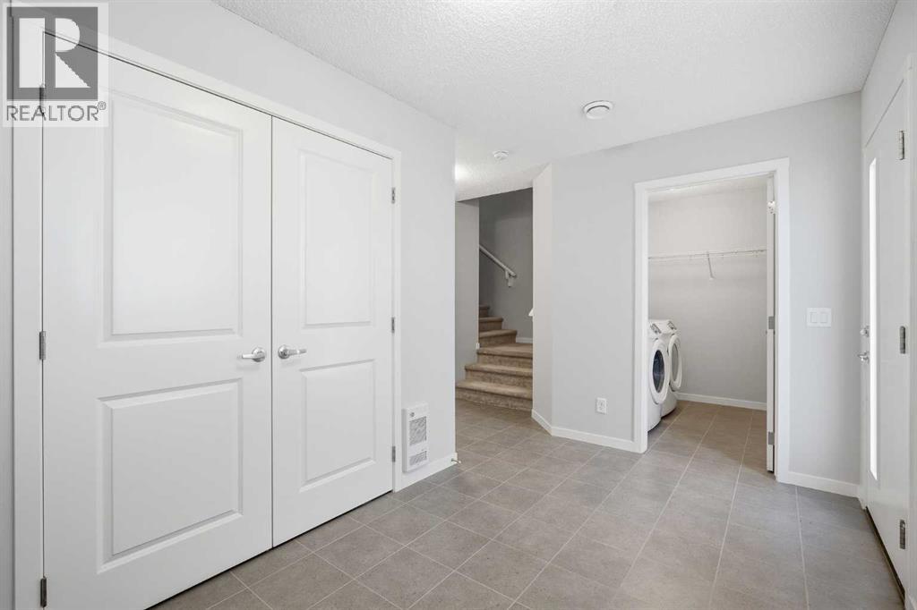 320 Harvest Hills Way Ne, Calgary, Alberta  T3K 2P3 - Photo 3 - A2305843