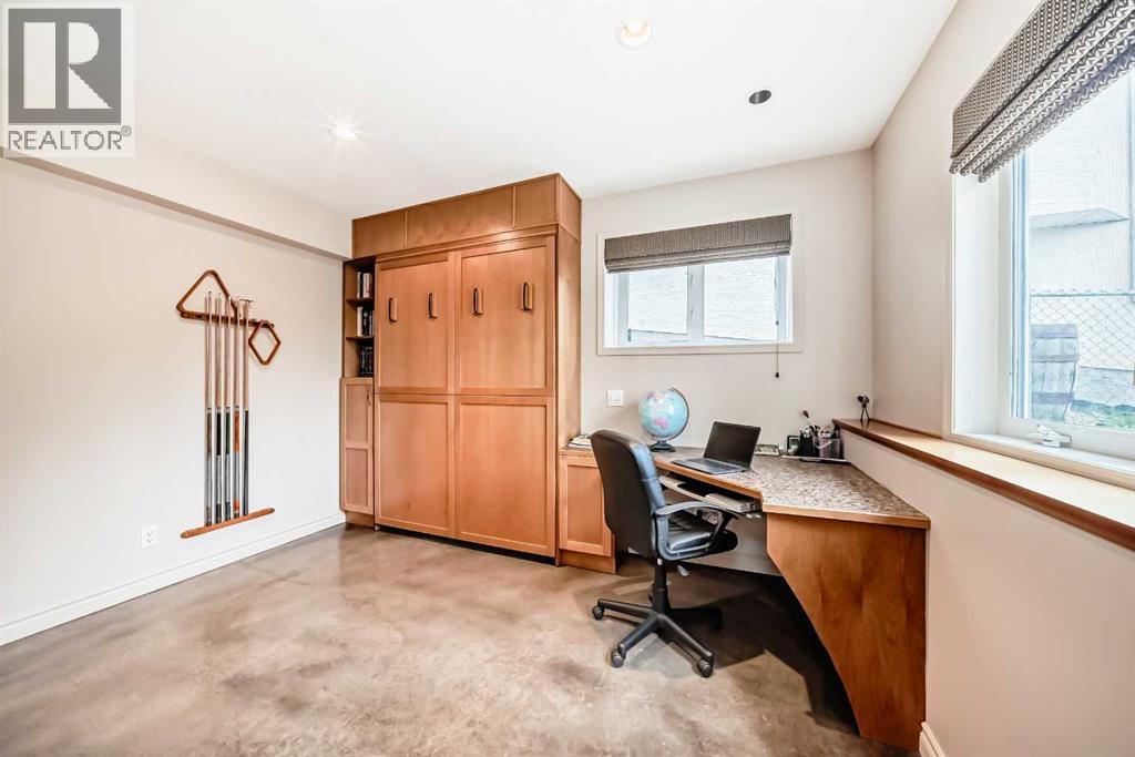 1416 Strathcona Drive SW, Calgary, Alberta  T3H 4L1 - Photo 34 - A2308885