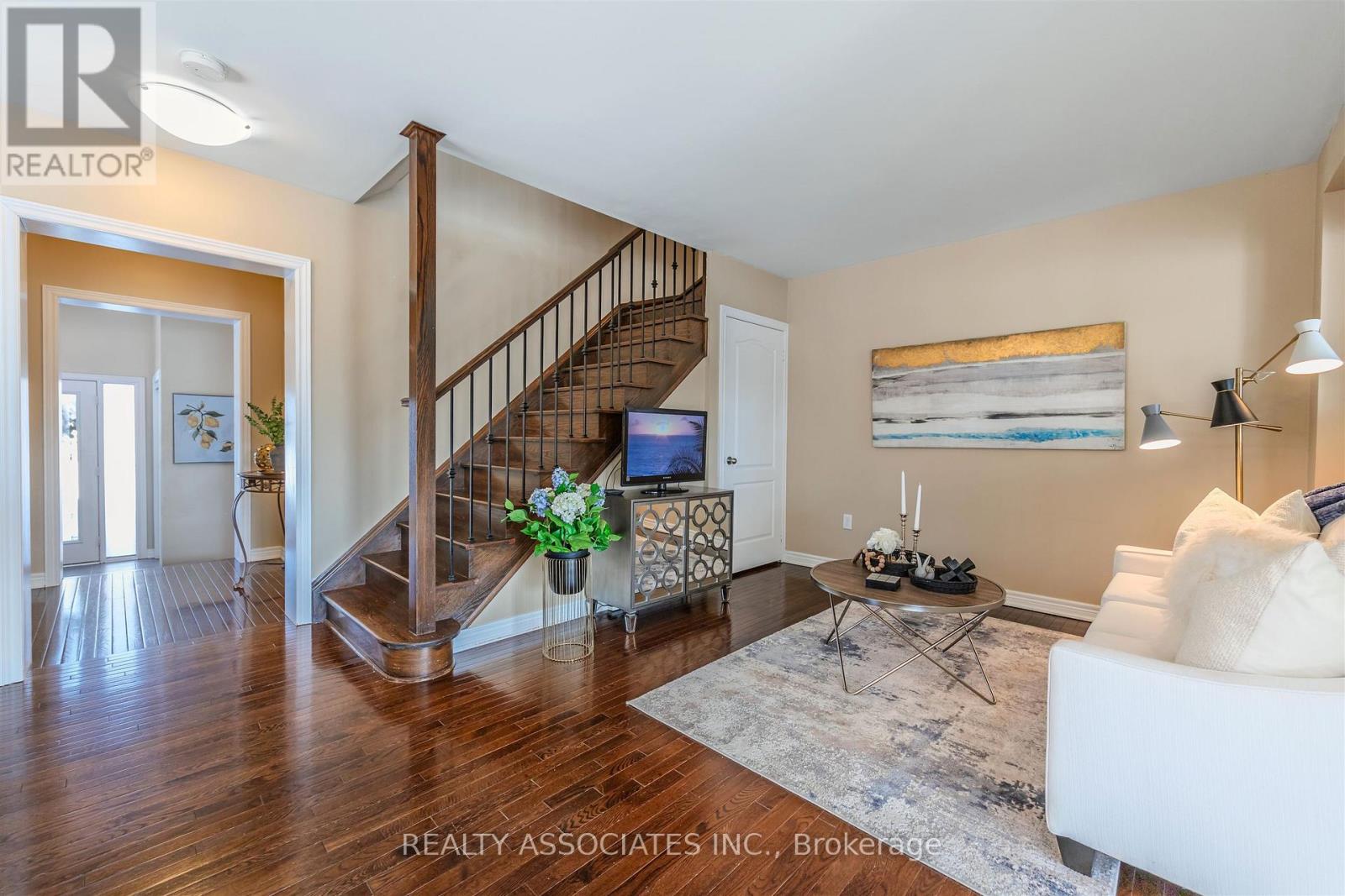19 Bearings Avenue, Whitchurch-Stouffville, Ontario  L4A 0W6 - Photo 9 - N13042284