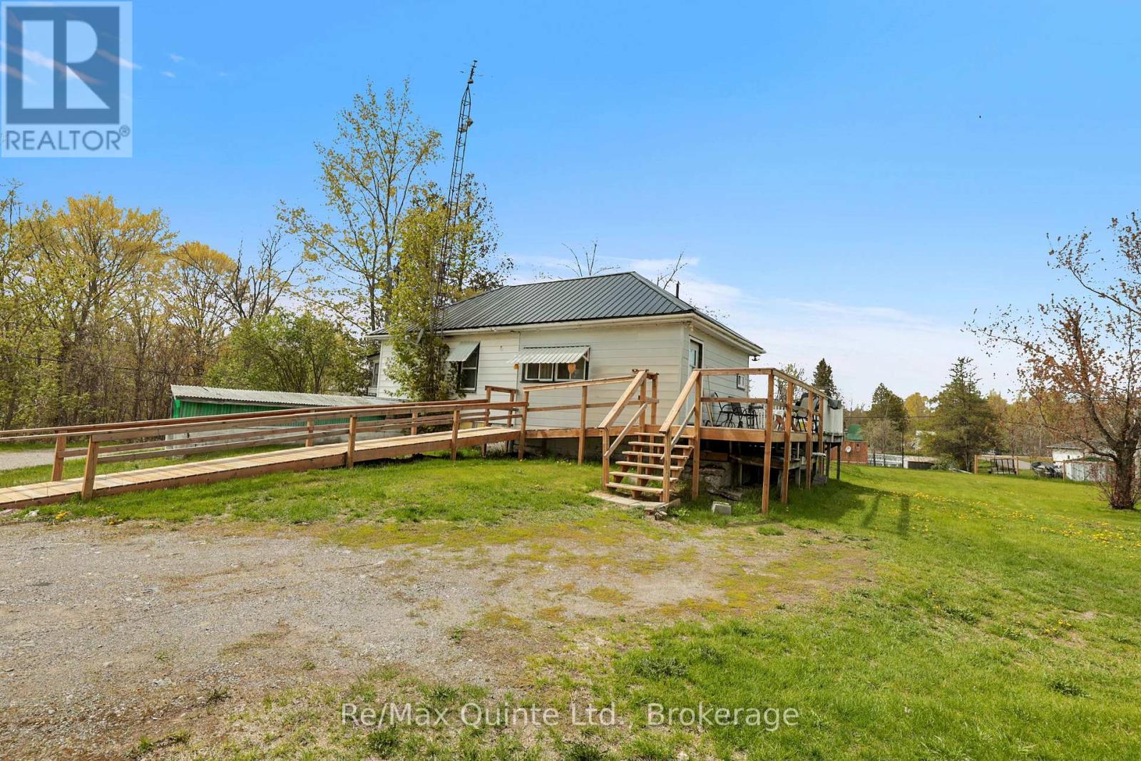 13 DOUGLAS ROAD, Centre Hastings, Ontario