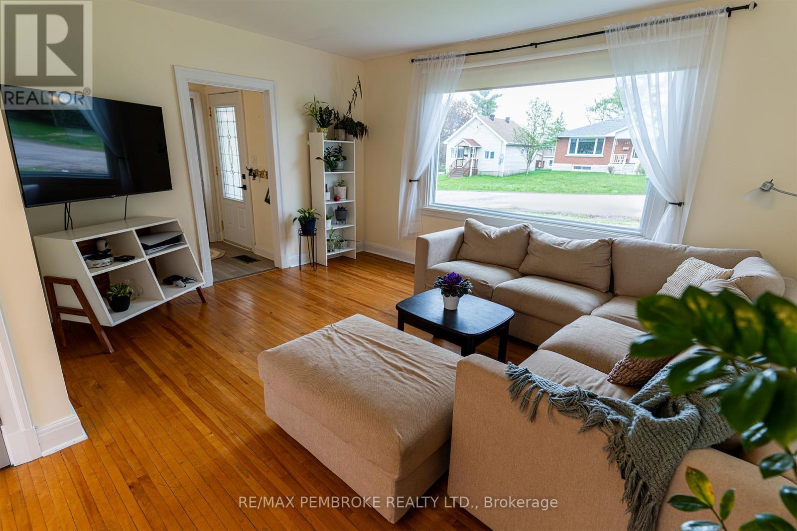 144 Morris Street, Pembroke, Ontario  K8A 2K8 - Photo 13 - X13159304