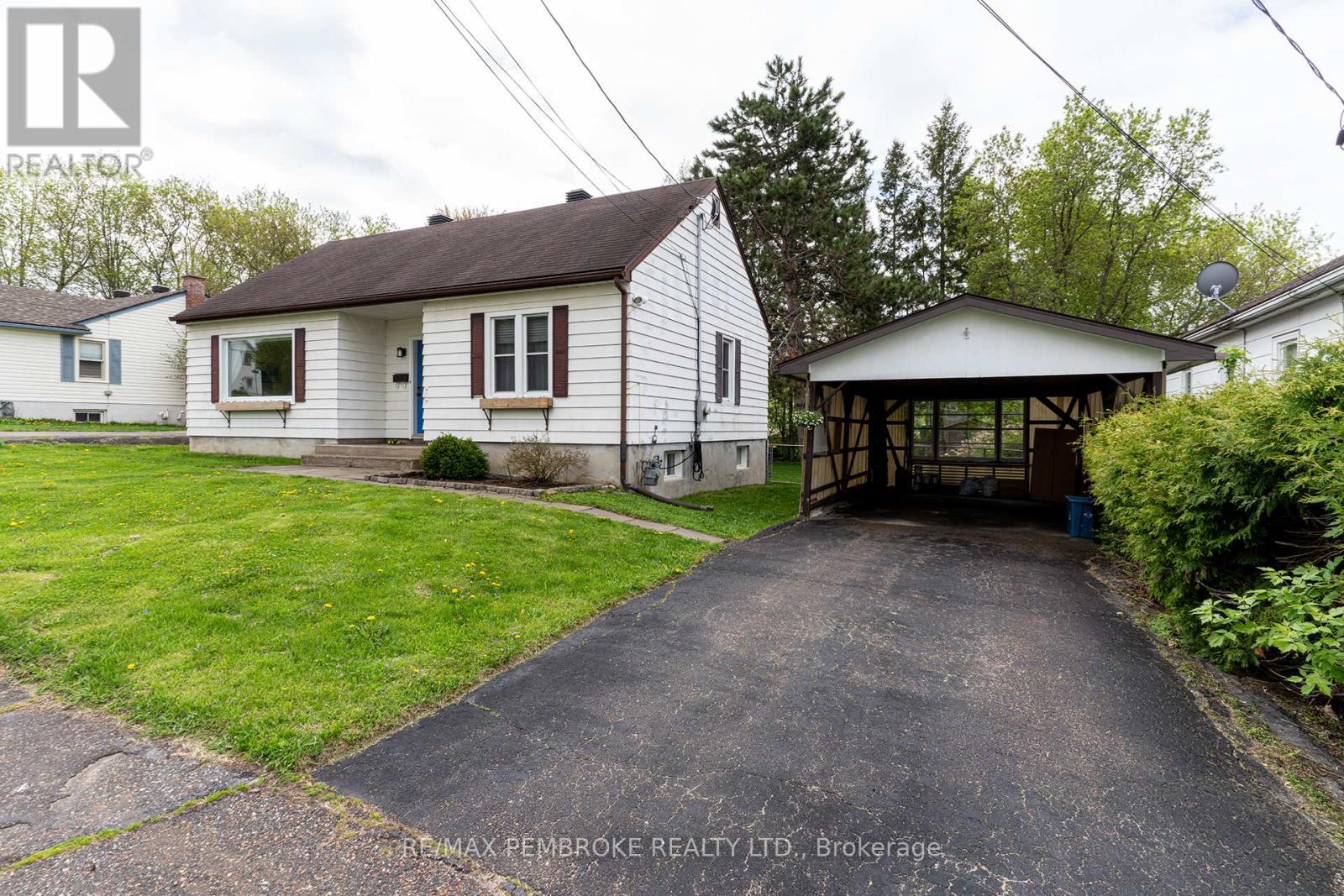 144 Morris Street, Pembroke, Ontario  K8A 2K8 - Photo 2 - X13159304