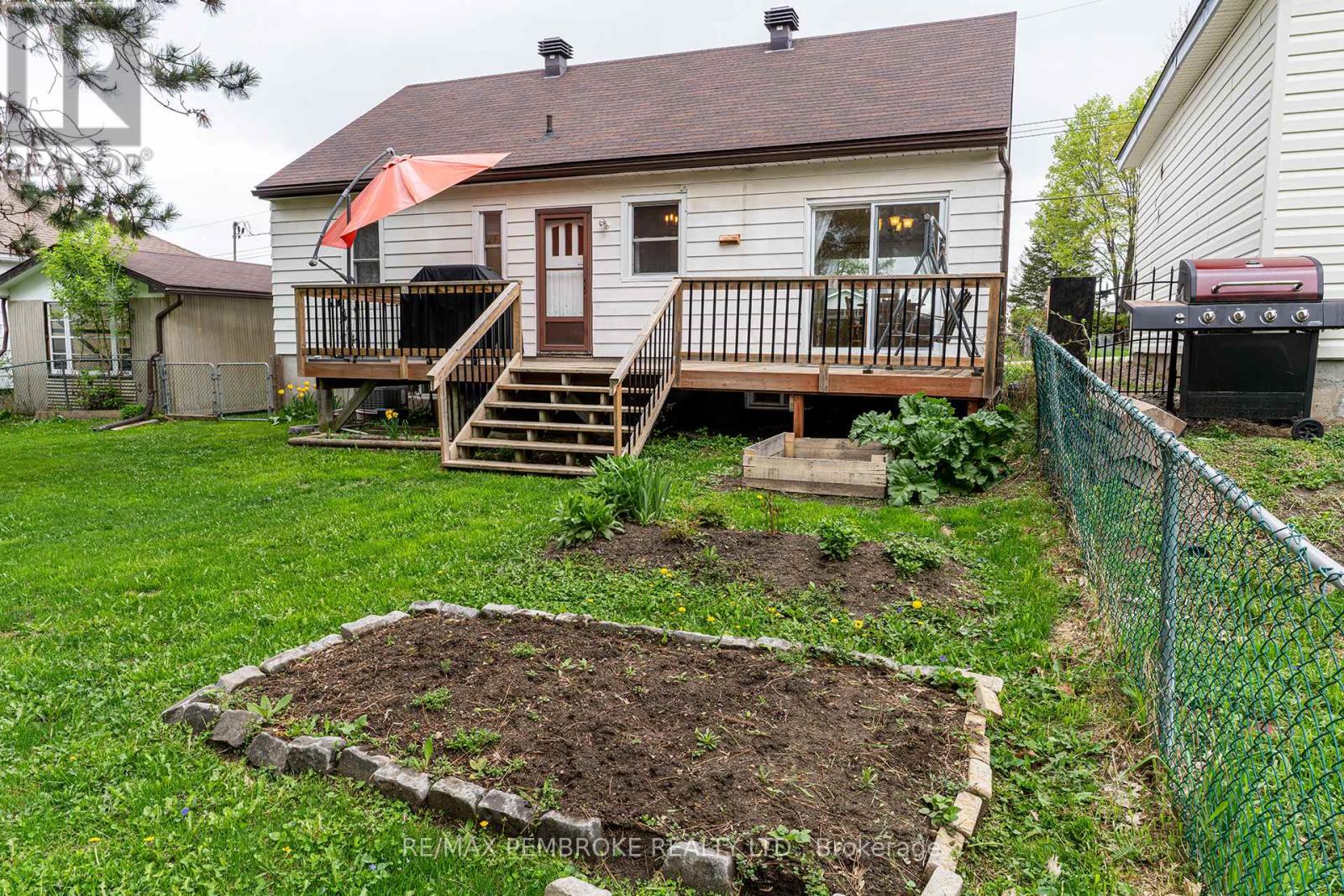 144 Morris Street, Pembroke, Ontario  K8A 2K8 - Photo 4 - X13159304