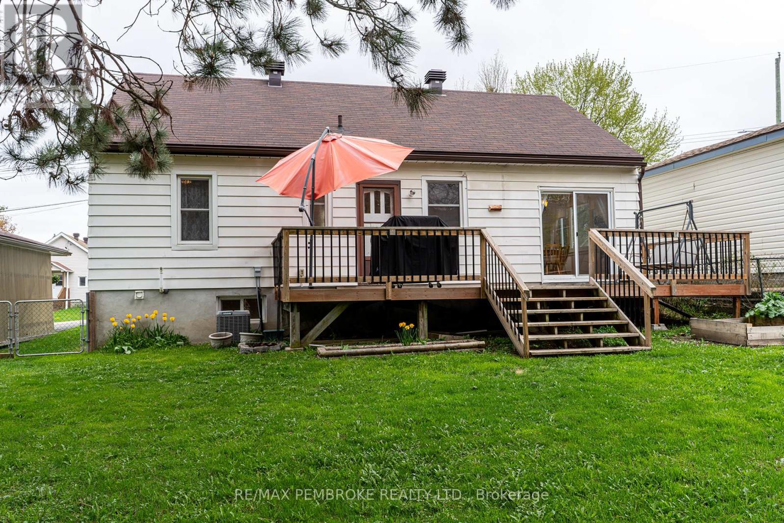 144 Morris Street, Pembroke, Ontario  K8A 2K8 - Photo 5 - X13159304