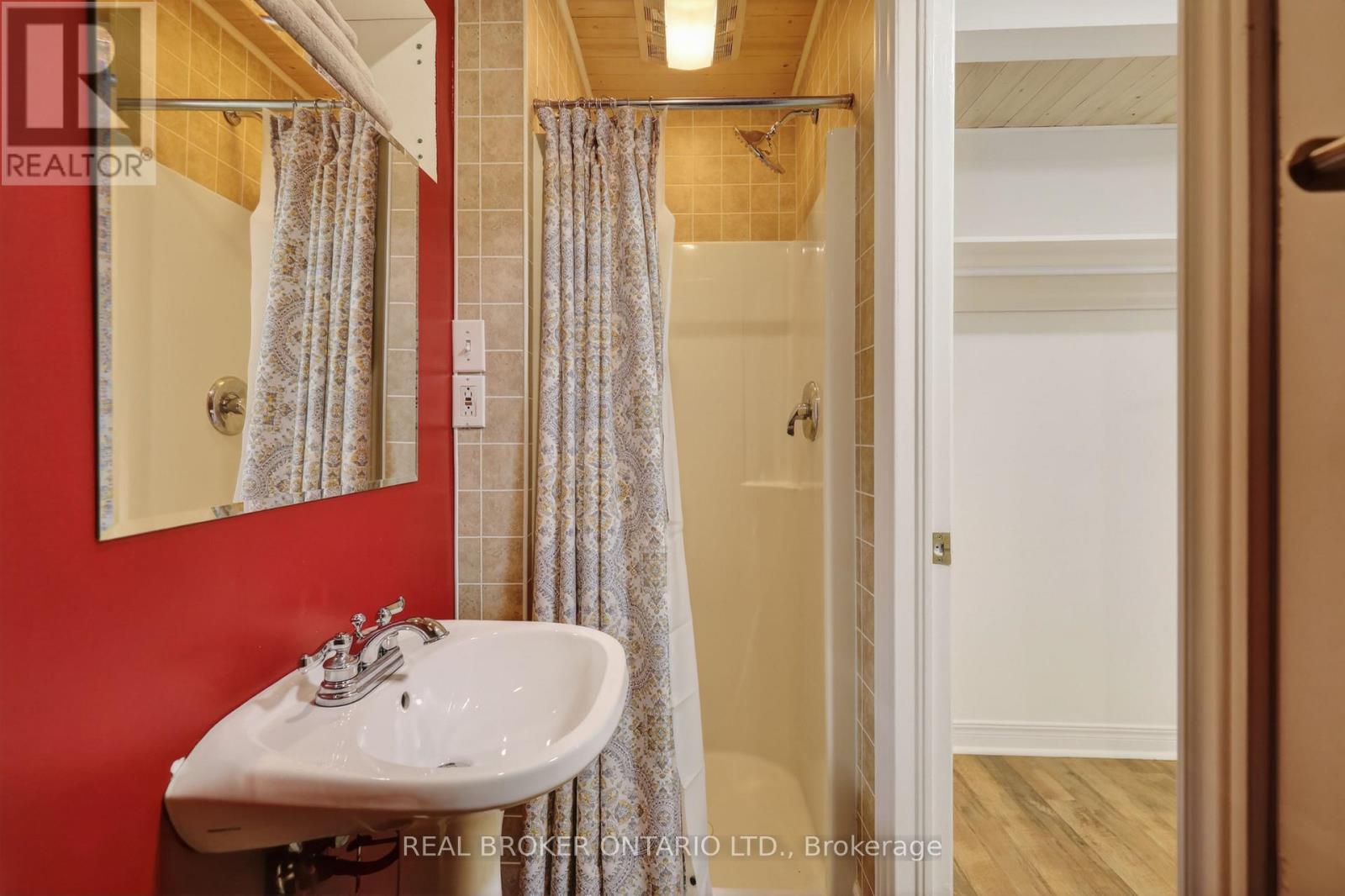 1572 Dorion Avenue, Ottawa, Ontario  K1G 0J6 - Photo 21 - X13159296