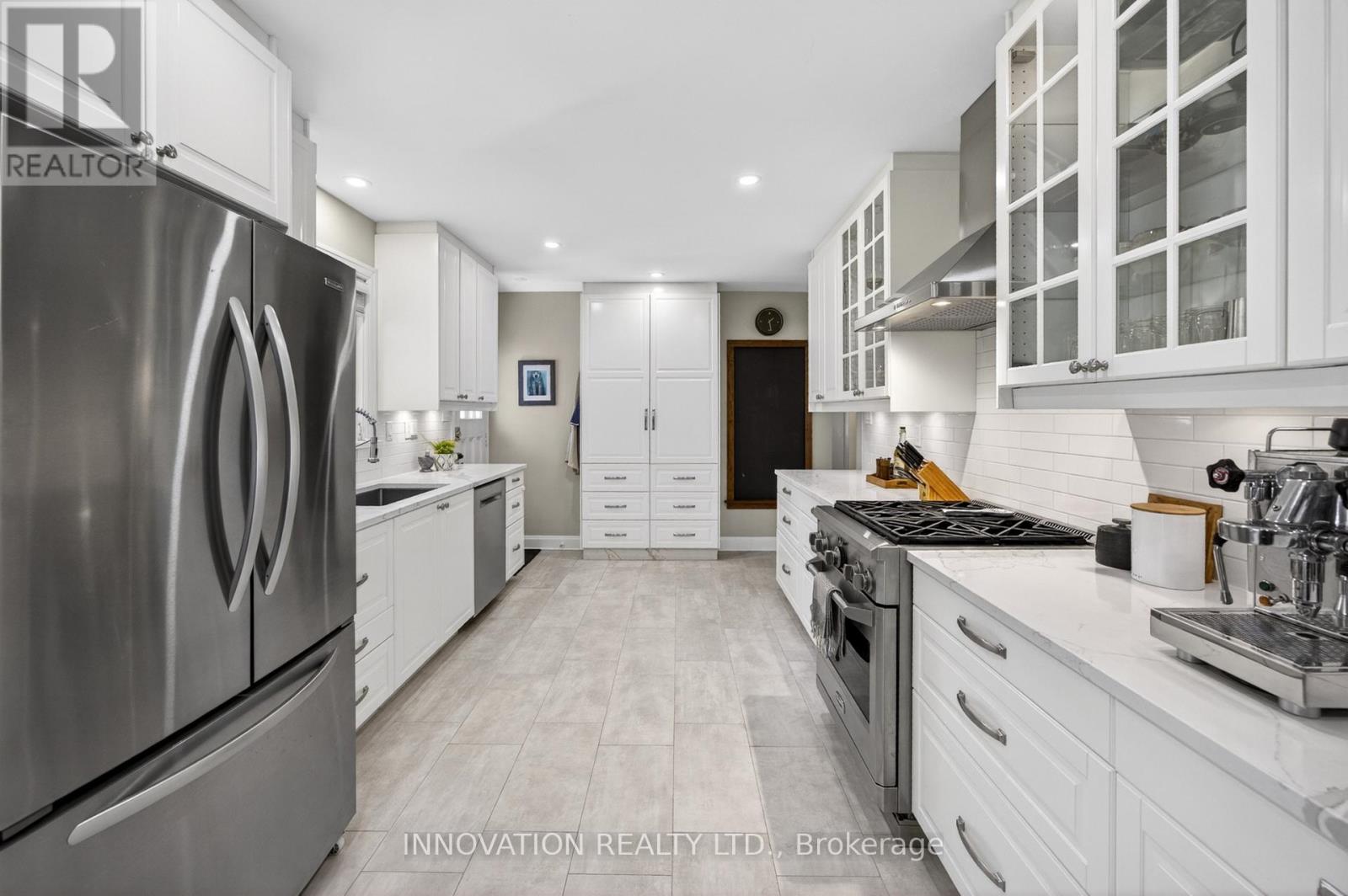 2382 Alta Vista Drive, Ottawa, Ontario  K1H 7N1 - Photo 8 - X13159316