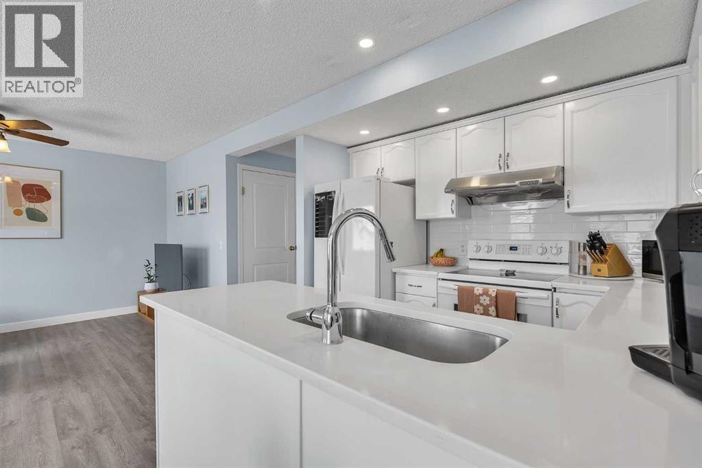 159 Hidden Way NW, Calgary, Alberta  T3A 5S7 - Photo 12 - A2313605