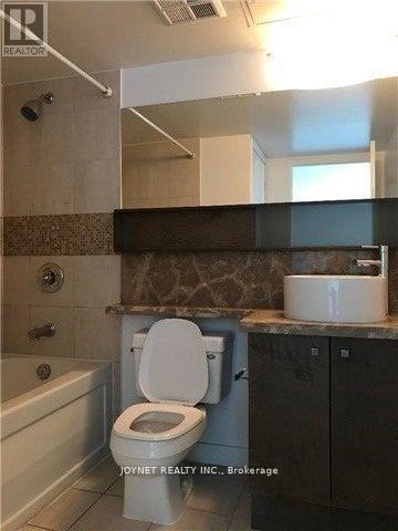 3311 - 11 Brunel Court, Toronto, Ontario  M5V 3Y3 - Photo 6 - C13159300