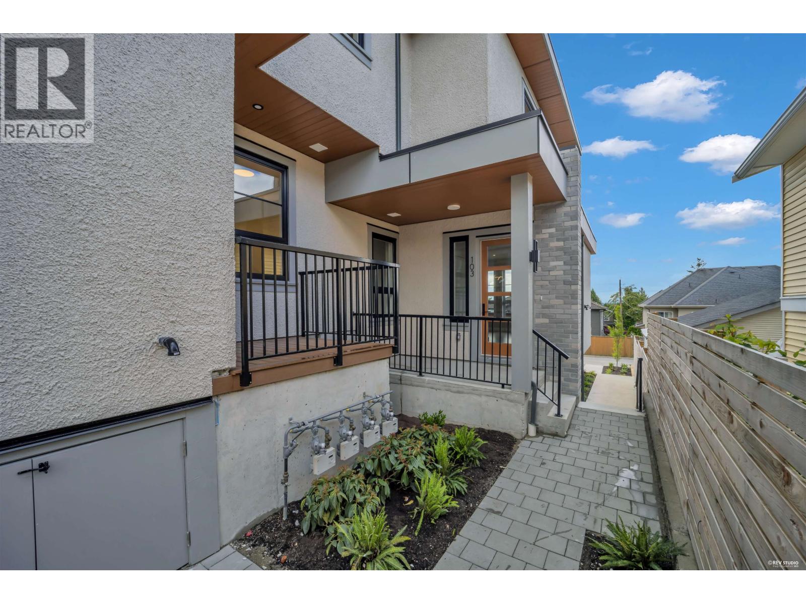 101-946 Dansey Avenue, Coquitlam, British Columbia  V3K 3G7 - Photo 32 - R3126705