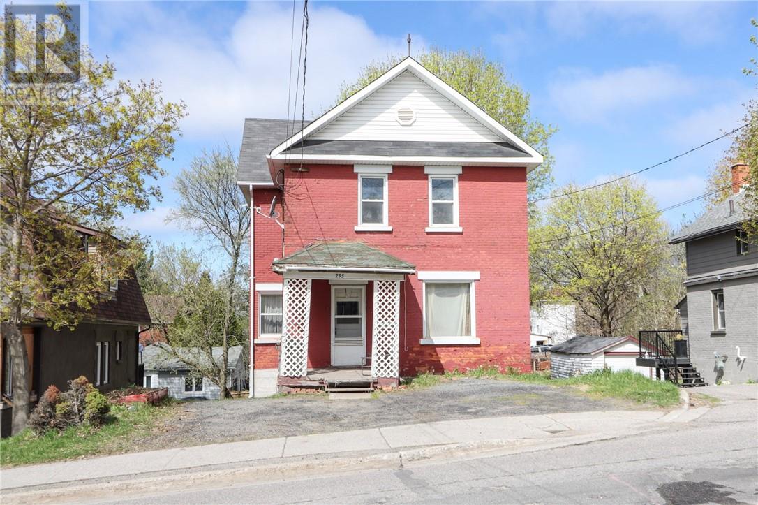 255 College Street, Sudbury, Ontario