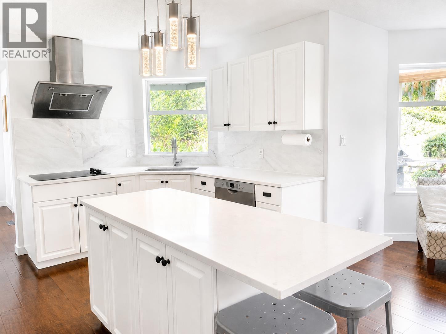 40735 Thunderbird Ridge, Squamish, British Columbia  V0N 1T0 - Photo 7 - R3126417