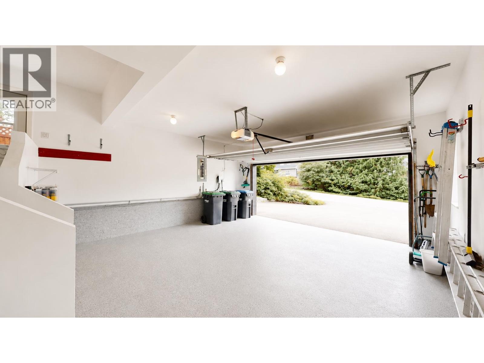 40735 Thunderbird Ridge, Squamish, British Columbia  V0N 1T0 - Photo 26 - R3126417