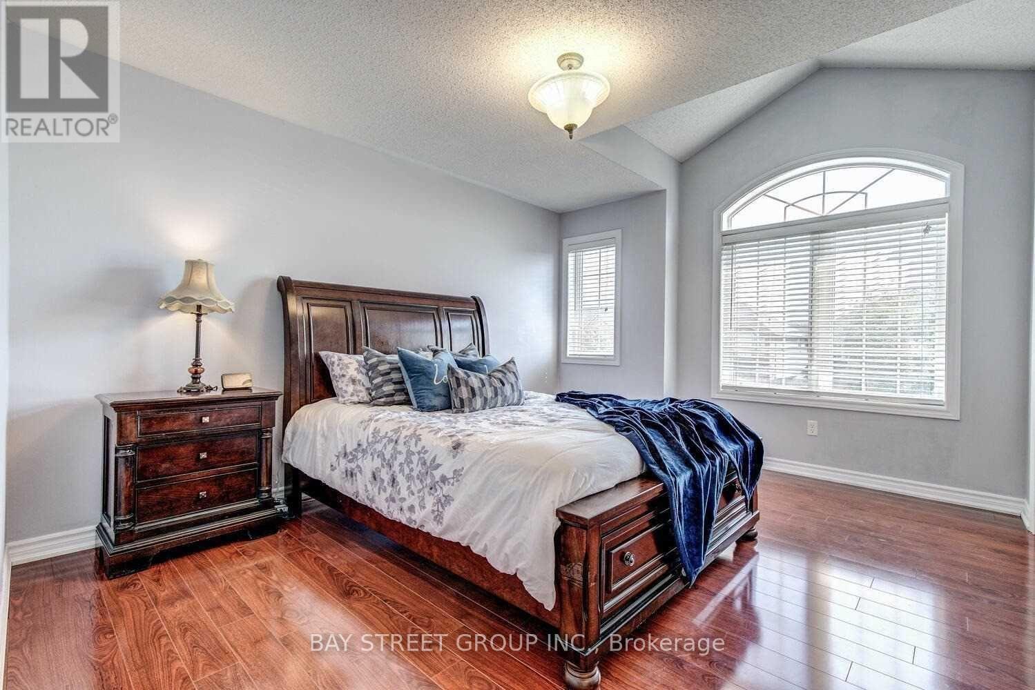 Upper - 134 Ascalon Drive, Vaughan, Ontario L6A 0M4 - Photo 22 - N13159292