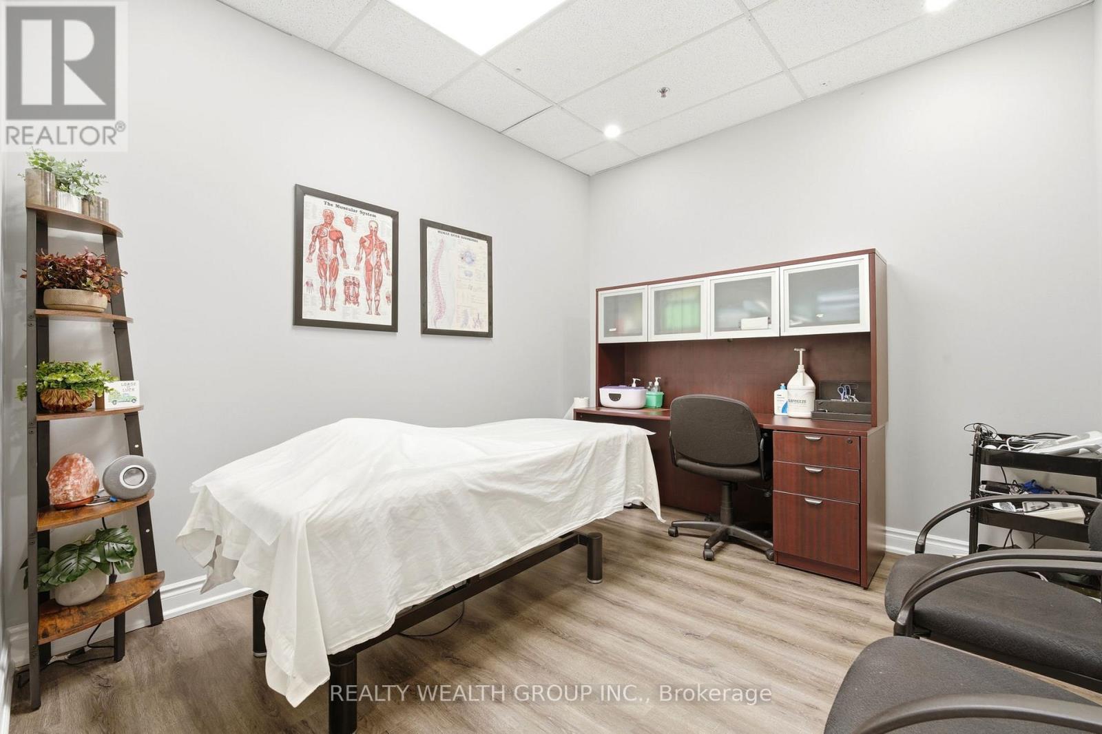 5731 Highway 7, Vaughan, Ontario  L4L 4Y9 - Photo 3 - N13159312