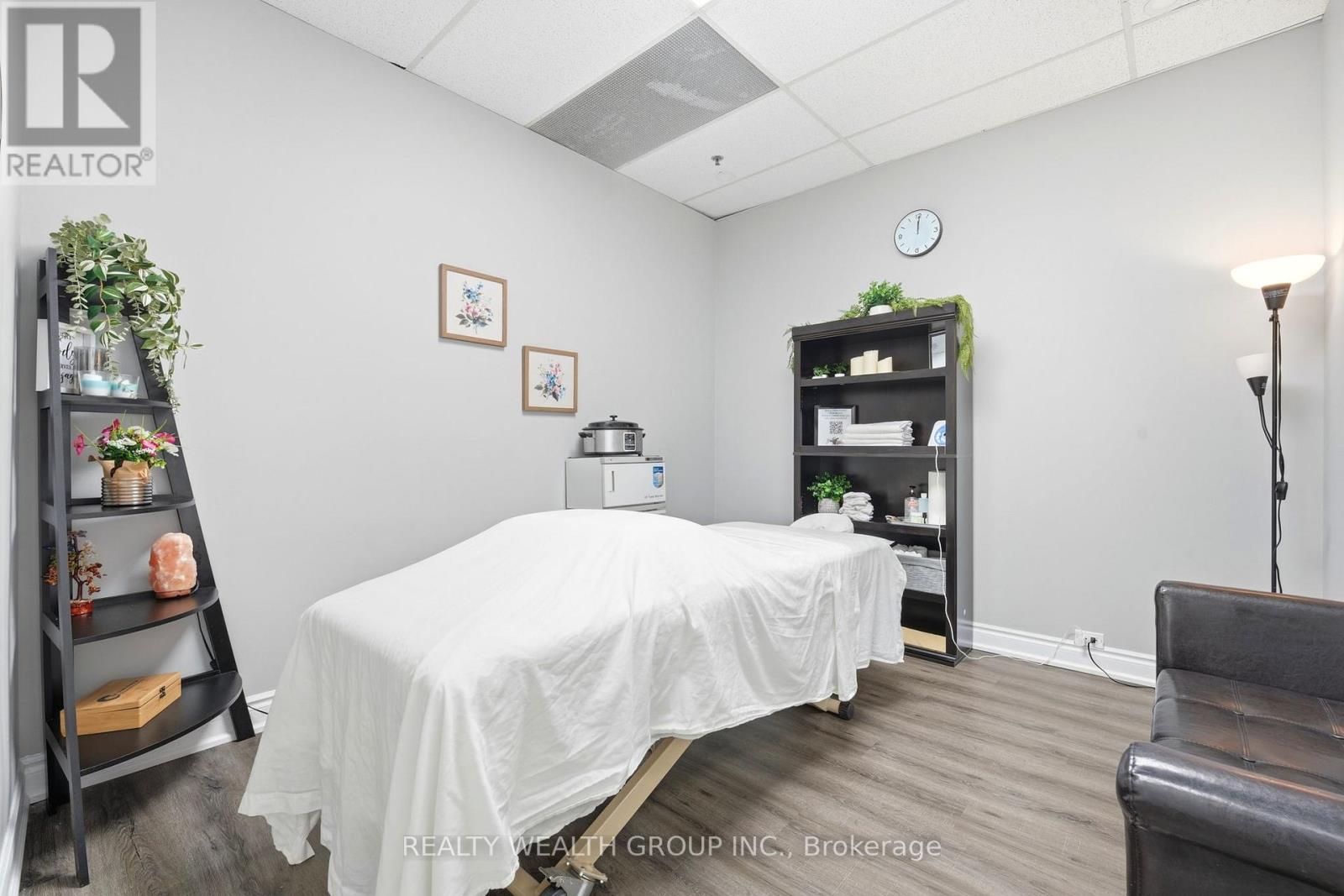5731 Highway 7, Vaughan, Ontario  L4L 4Y9 - Photo 5 - N13159312