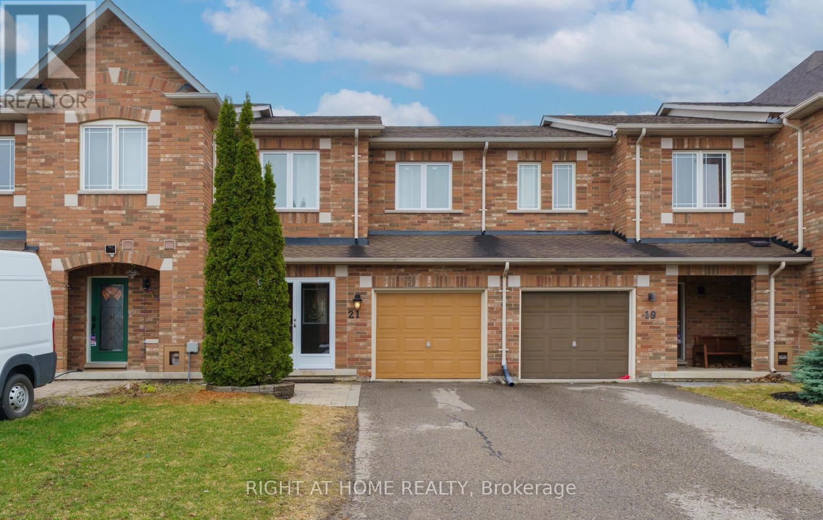 21 Marshview Avenue, Aurora, Ontario  L4G 7W2 - Photo 1 - N13159318