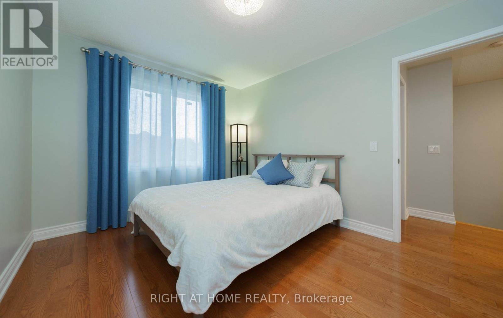 21 Marshview Avenue, Aurora, Ontario  L4G 7W2 - Photo 13 - N13159318