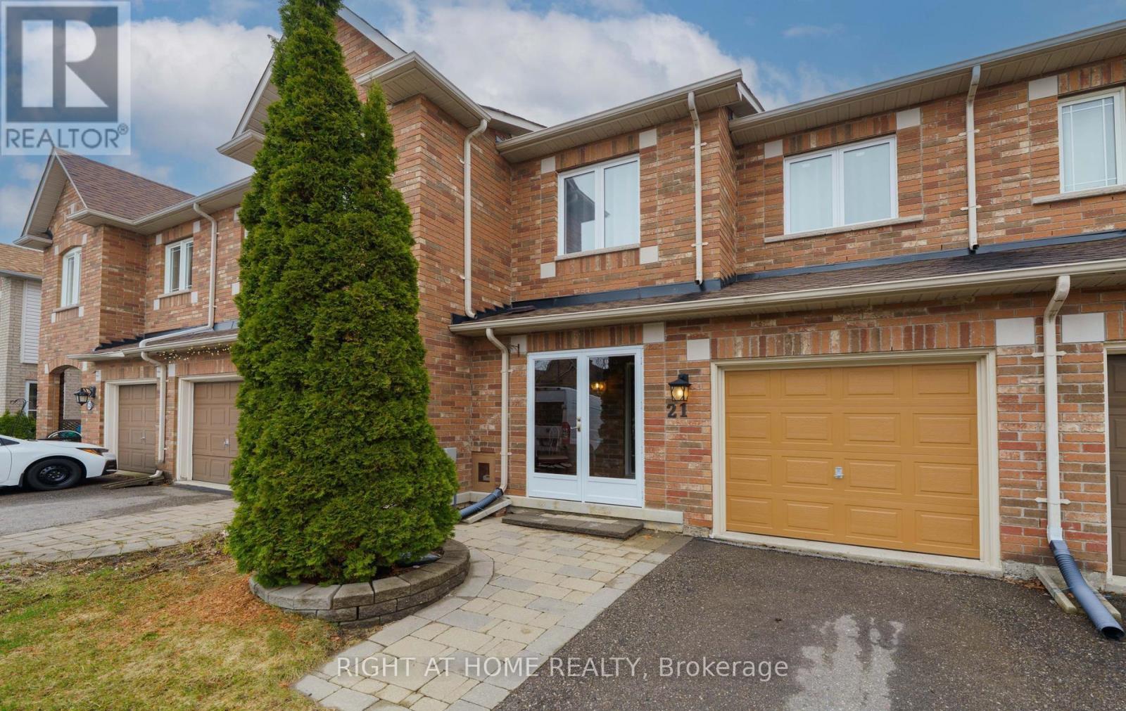 21 Marshview Avenue, Aurora, Ontario  L4G 7W2 - Photo 2 - N13159318