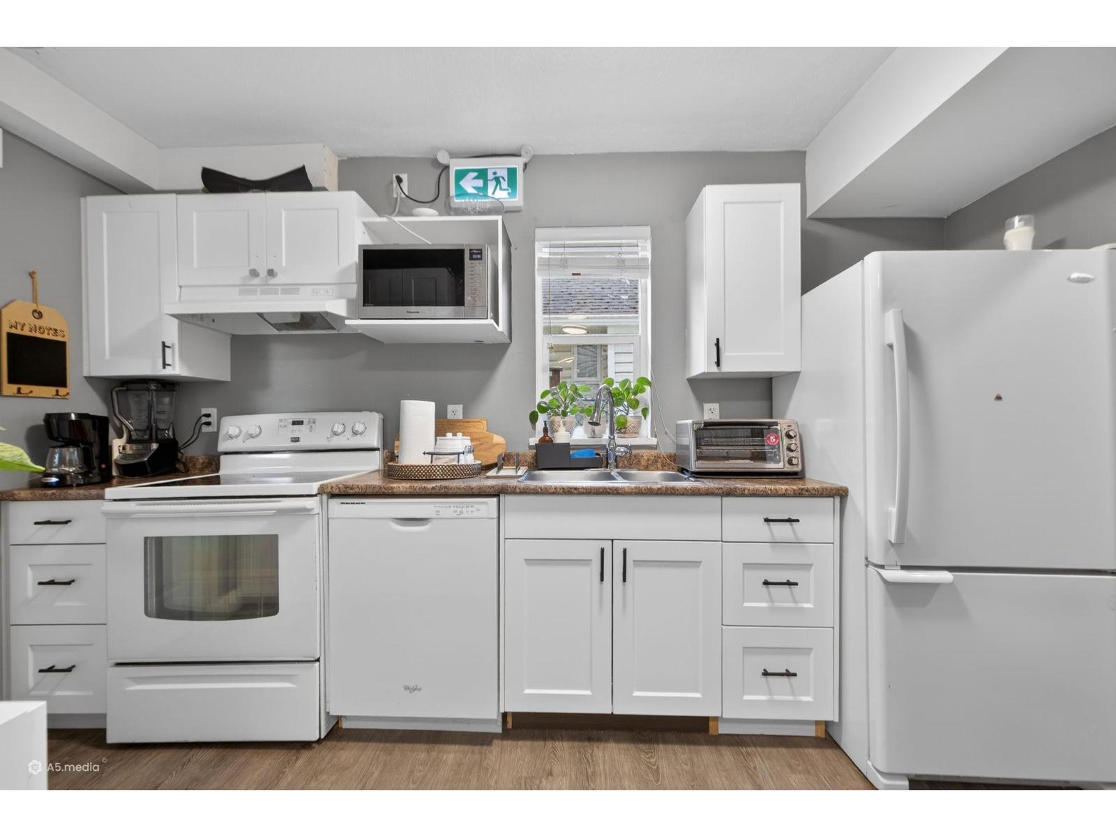 7558 Garnet Drive, Sardis West Vedder, Chilliwack, British Columbia  V2R 3A9 - Photo 30 - R3123561