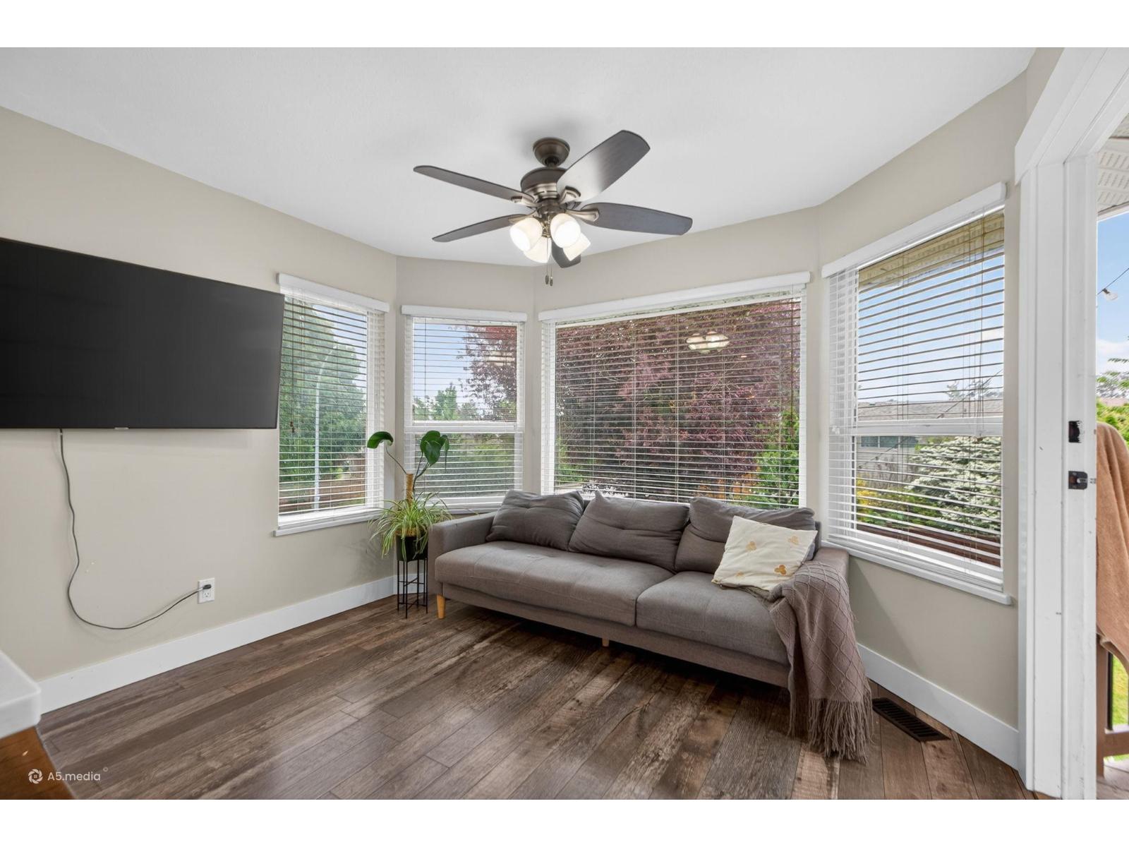 7558 Garnet Drive, Sardis West Vedder, Chilliwack, British Columbia  V2R 3A9 - Photo 15 - R3123561