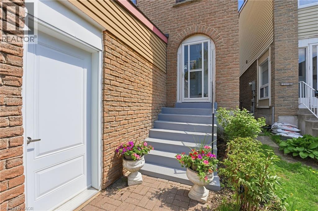 39 Riviera Drive, Vaughan, Ontario  L4K 2H9 - Photo 2 - 40832382