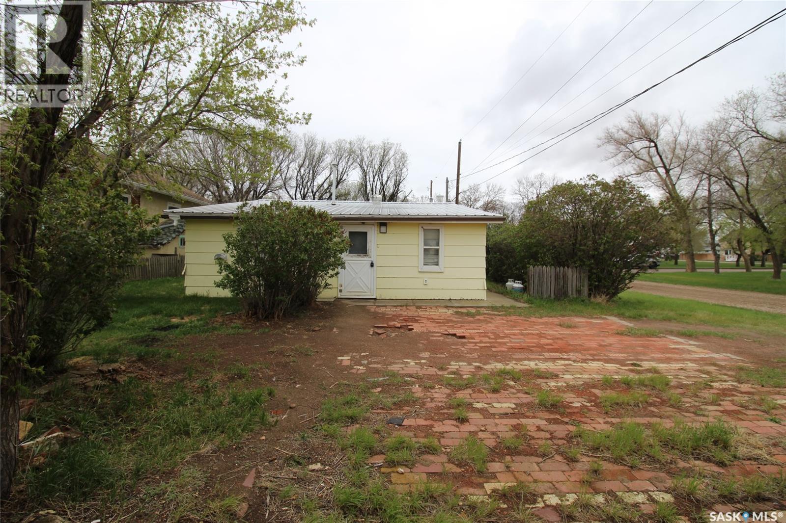 403 4th Street W, Shaunavon, Saskatchewan  S0N 2M0 - Photo 24 - SK036797