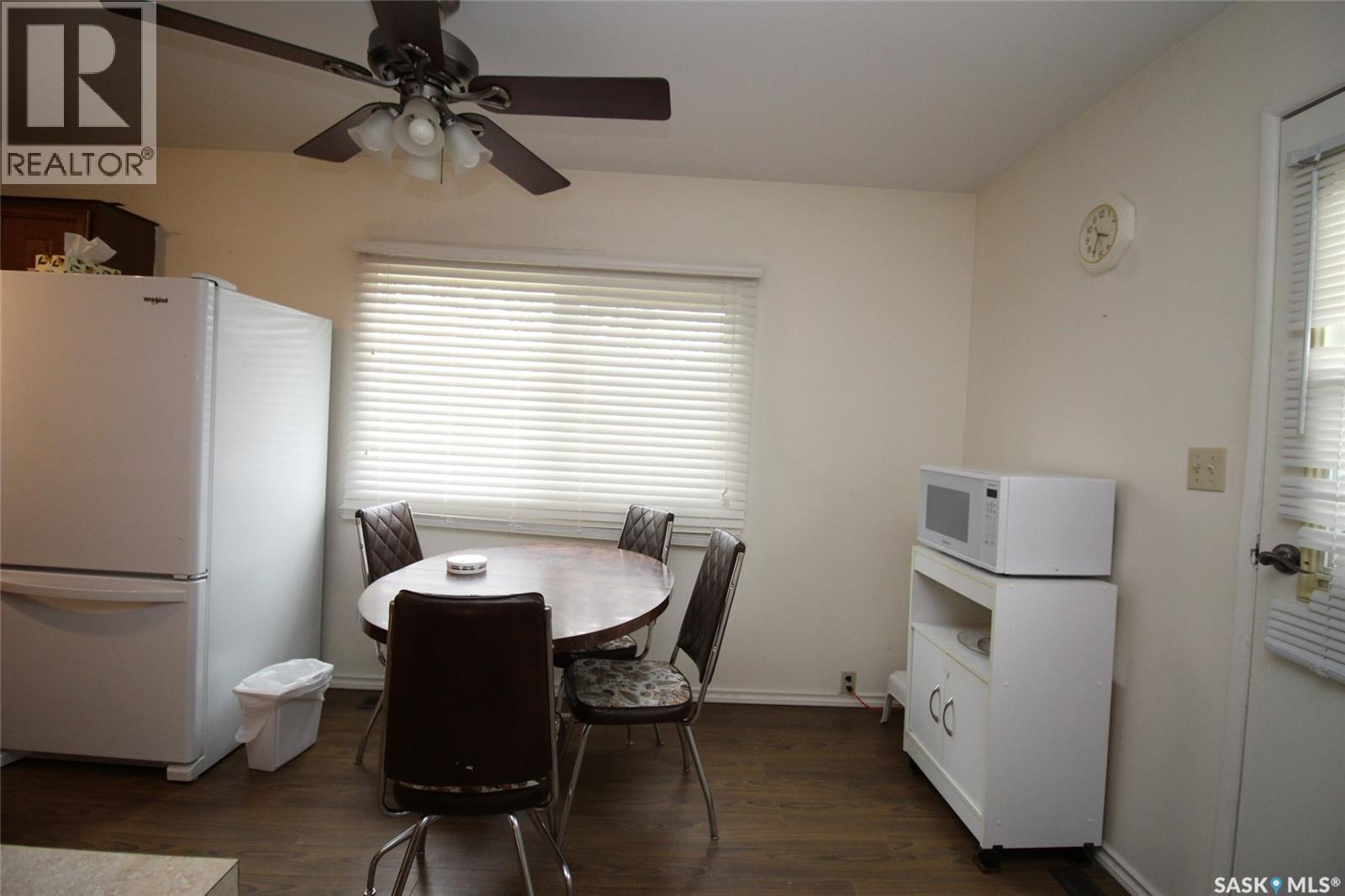 403 4th Street W, Shaunavon, Saskatchewan  S0N 2M0 - Photo 6 - SK036797