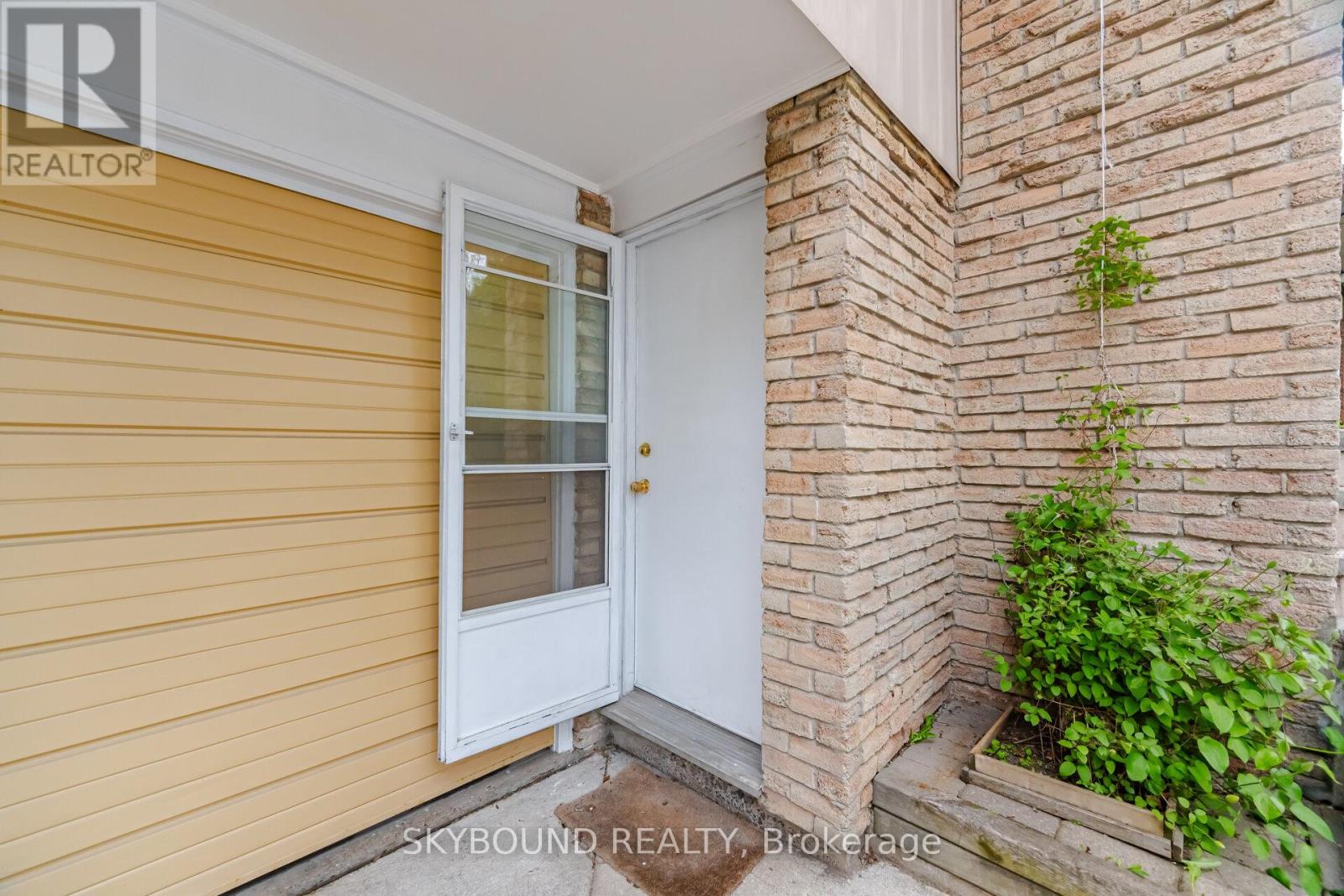 7217 Fayette Circle, Mississauga, Ontario  L5N 1Y5 - Photo 24 - W13153920