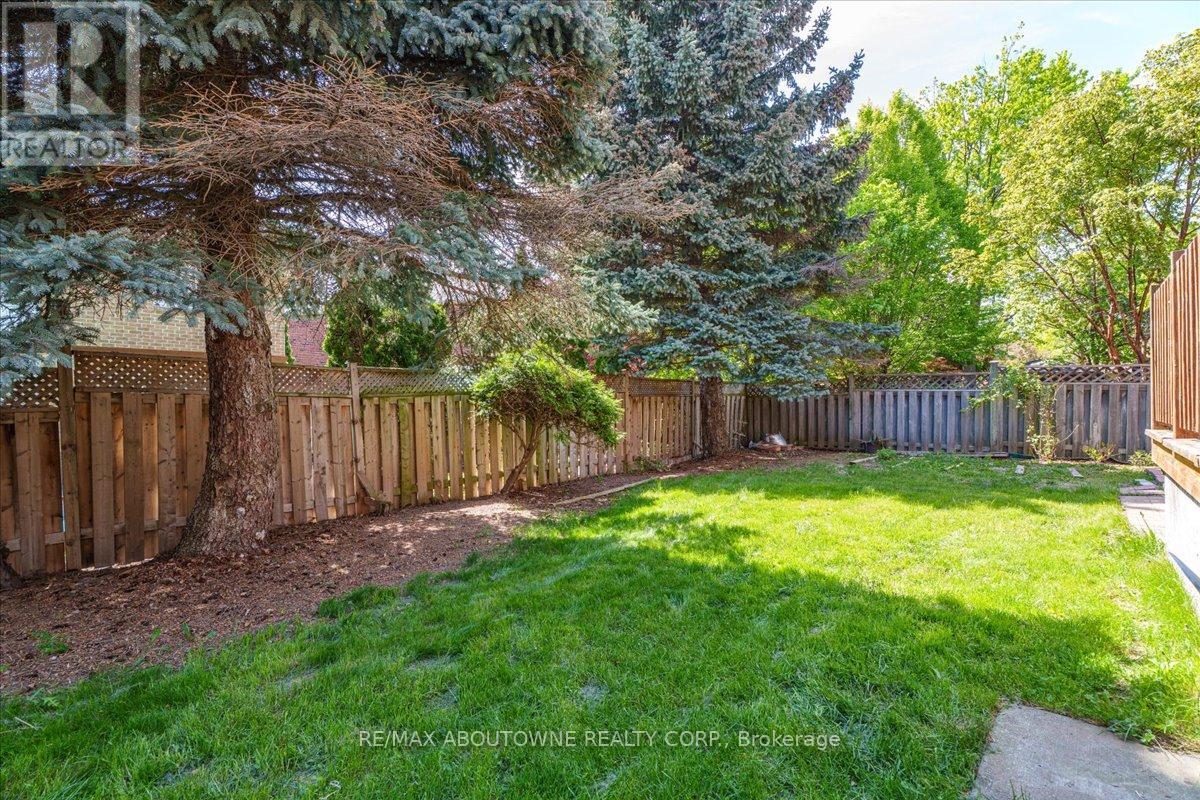 2055 Blacksmith Lane, Oakville, Ontario  L6M 3A3 - Photo 47 - W13159172