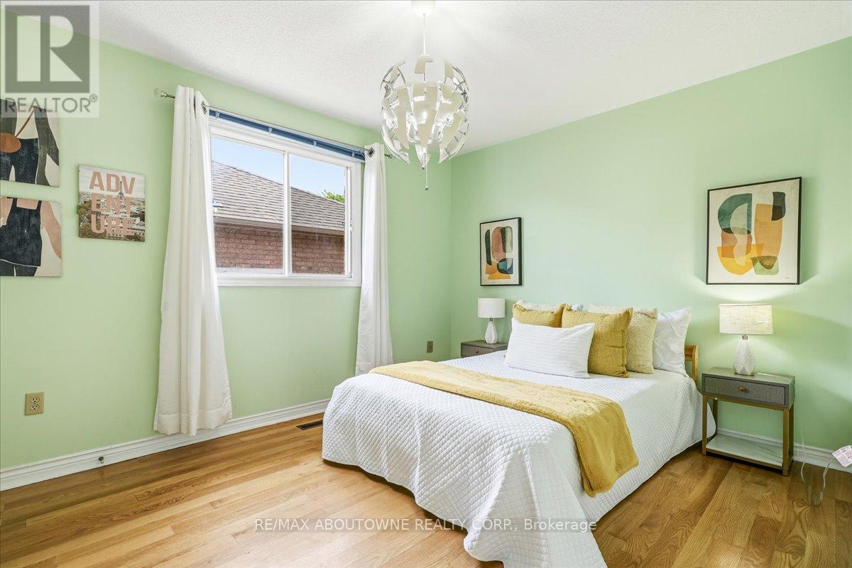 2055 Blacksmith Lane, Oakville, Ontario  L6M 3A3 - Photo 34 - W13159172