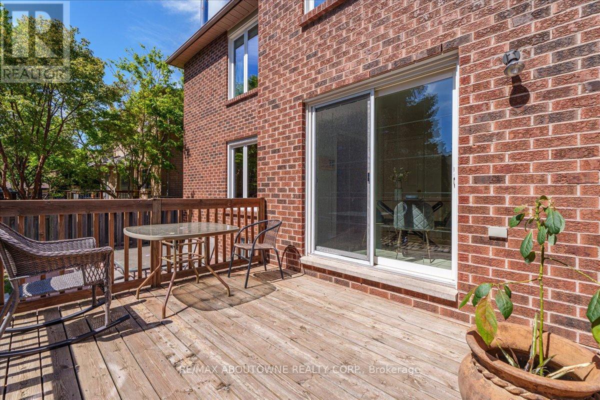 2055 Blacksmith Lane, Oakville, Ontario  L6M 3A3 - Photo 45 - W13159172