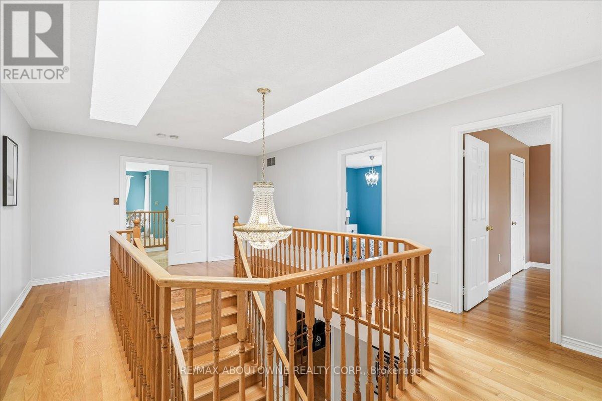 2055 Blacksmith Lane, Oakville, Ontario  L6M 3A3 - Photo 22 - W13159172
