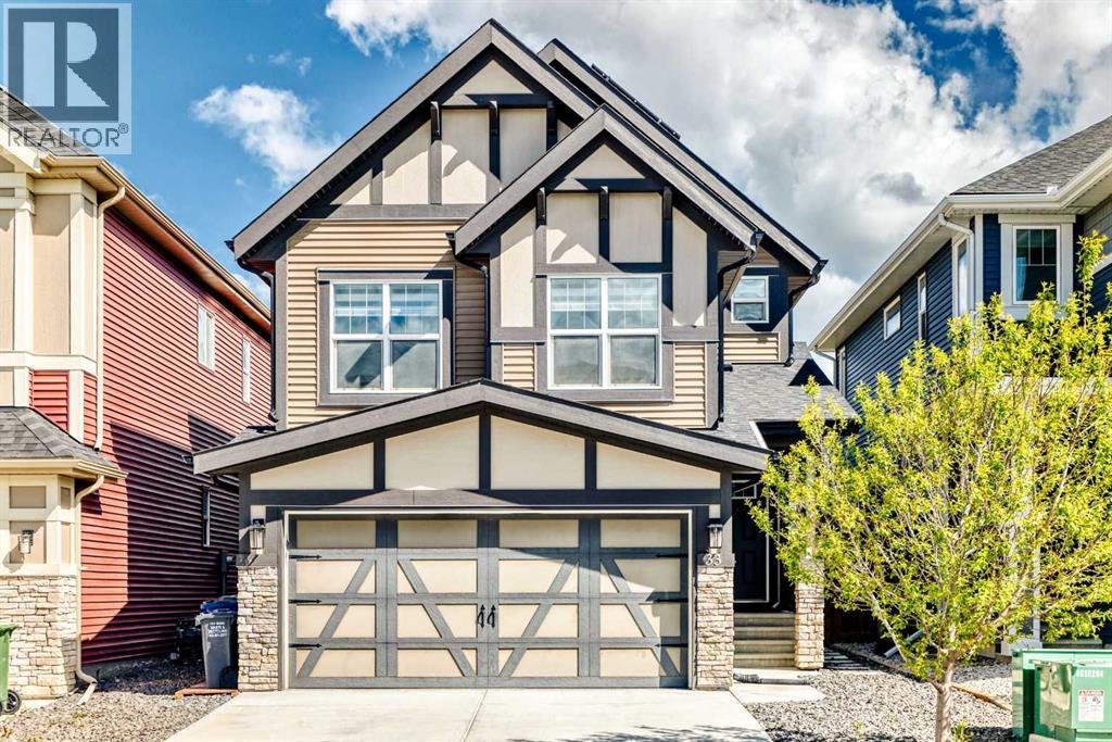 33 Sundown Avenue, Cochrane, Alberta