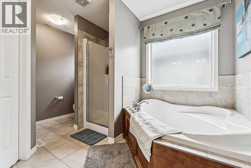 108 Seagreen Lane, Chestermere, Alberta  T1X 0E8 - Photo 22 - A2313164