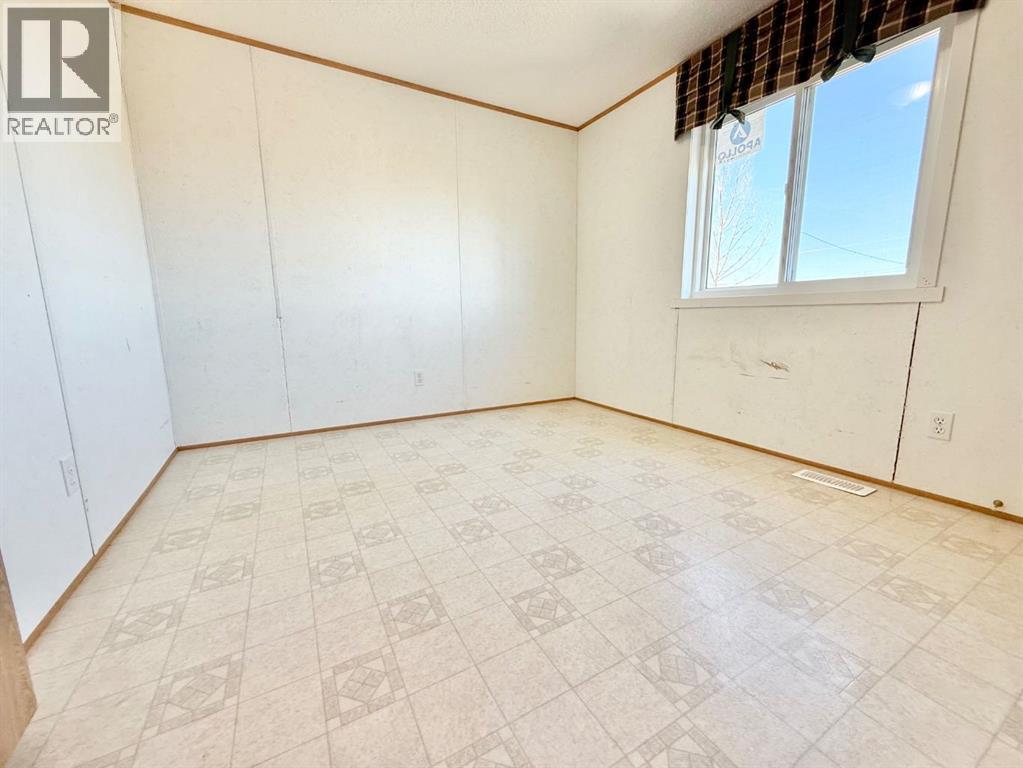 214 Blue Heron Road, Rural Newell, Alberta  T1R 0S1 - Photo 44 - A2297045