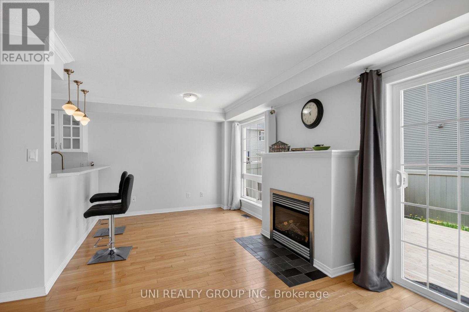 546 Ashbourne Crescent, Ottawa, Ontario  K2J 0P6 - Photo 4 - X13159334
