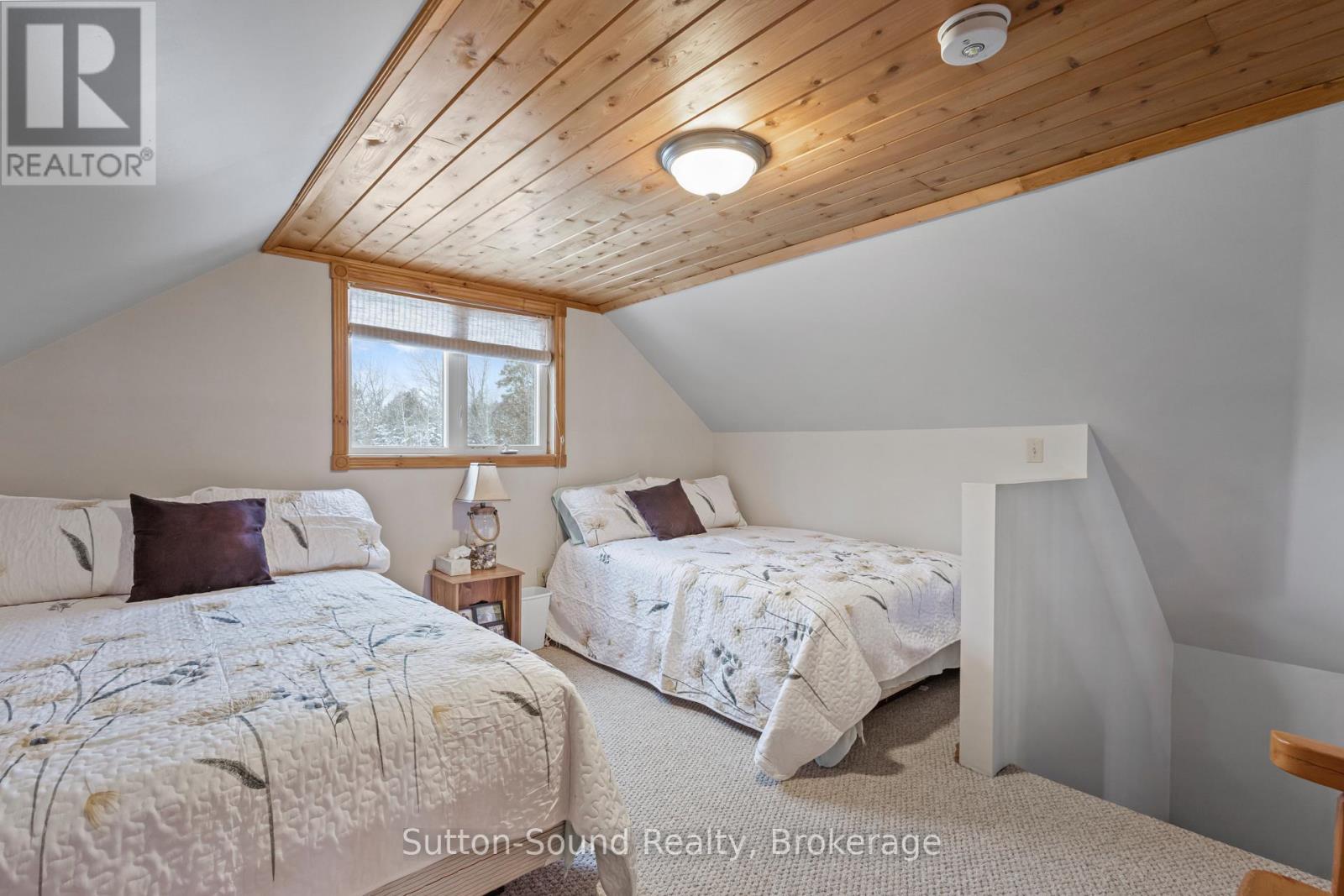 554 Stokes Bay Road, Northern Bruce Peninsula, Ontario  N0H 2M0 - Photo 14 - X12741950